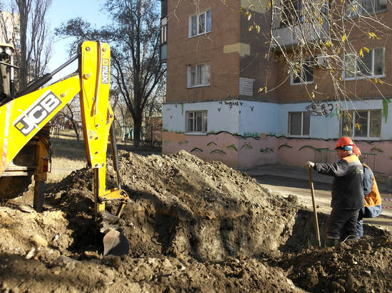 В центре Волгограда в связи с заменой теплотрассы перекроют улицу Глазкова