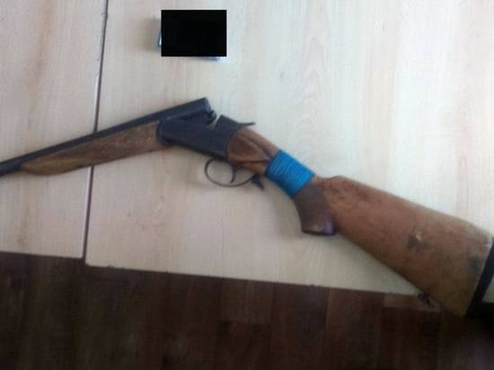 В Палласовском районе пограничники и полицейские изъяли у местного жителя ружье
