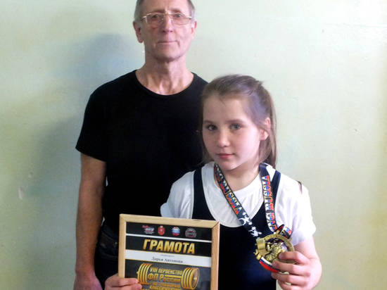 Самая сильная: 12-летняя волгоградка взяла золото на первенстве  России по пауэрлифтингу