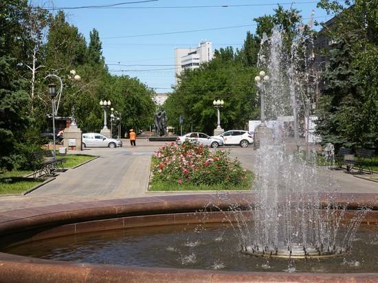 В Волгограде запустили 21 фонтан