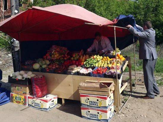 В Волжском уличных торговцев оштрафовали 165 раз