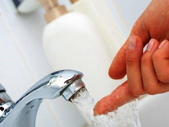 С 15 мая в двух районах Волгограда отключат горячую воду