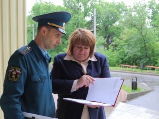 В Волгограде и области сотрудники МЧС ежедневно будут приходить в детские лагеря
