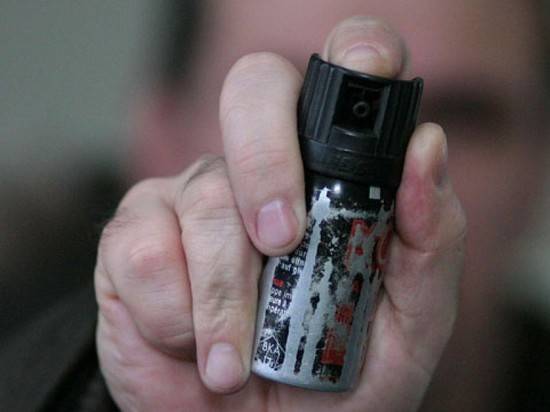 В Волжском камышанин в поисках алкоголя напал на продавца киоска