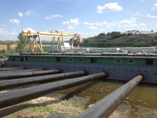 В Волгоградской области запустили новые плавучие насосные станции