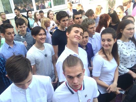 Волгоградские выпускники написали ЕГЭ по русскому языку