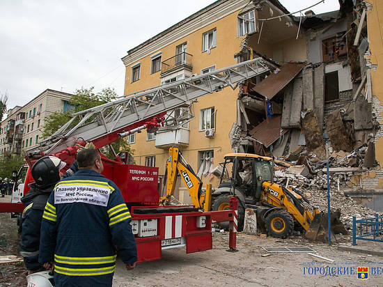 В Волгограде демонтируют павильон – причину взрыва в Советском районе