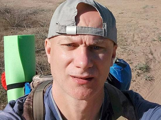 Путешественник-пешеход продолжает путешествие вдоль Волги в Волгограде