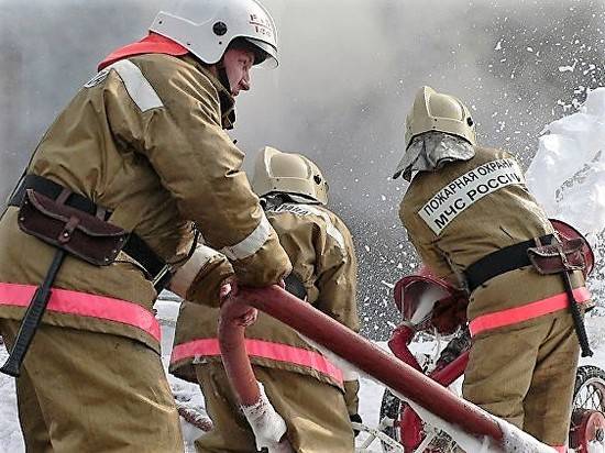 В Волгограде из-за пожара в общежитии эвакуировали 40 человек