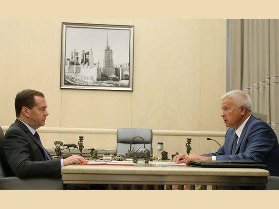 Волгоград как успешный пример: Медведев и Алекперов обсудили вопросы альтернативной энергетики