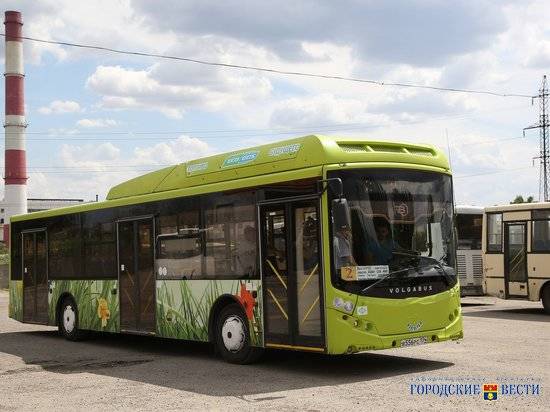 Три автобусных маршрута продлили в Волгограде по просьбе пассажиров