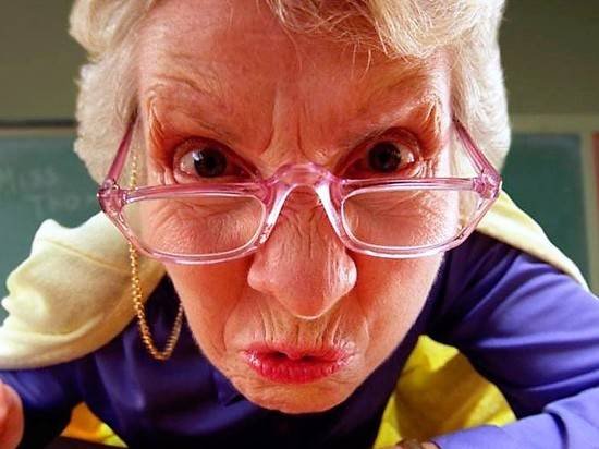 81-летняя жительница Волгоградской области шантажировала бизнесмена за 3 млн рублей