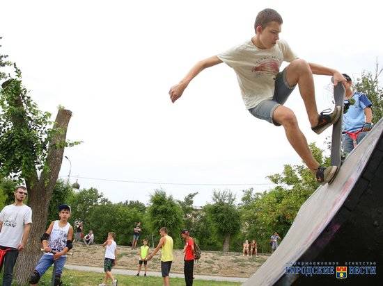 До 30 сентября в парке Волжского построят скейт-площадку