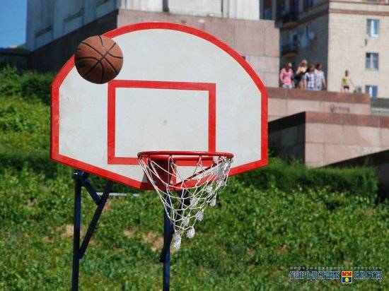 В Ворошиловском районе Волгограда откроют спортивную площадку