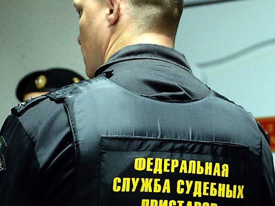 Под Волгоградом 43-летняя должница избила пристава