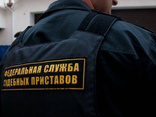 Под Волгоградом женщина погасила долг в 220 тысяч после ареста трех ее автобусов