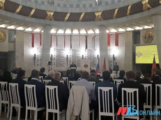 В Волгограде представители 15 регионов обсудили местное самоуправление