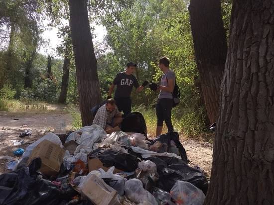 Волгоградцы собрали тонны мусора с 38 гектаров Волго-Ахтубинской поймы