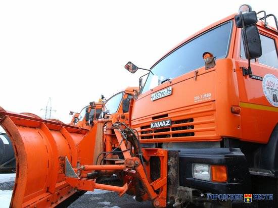 Волгоград к зиме купит 55 единиц новой дорожной спецтехники