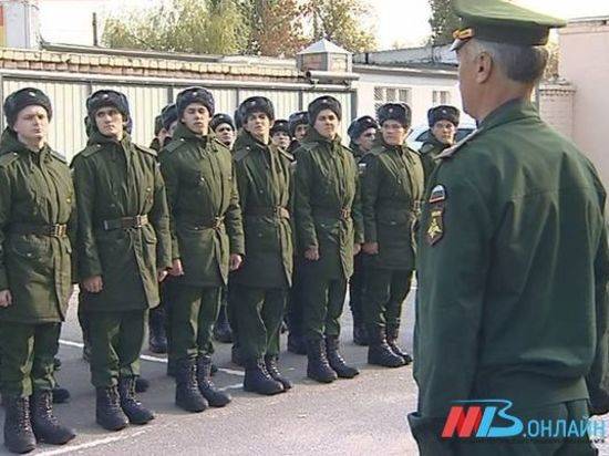 Пятнадцать волгоградских призывников пополнят Президентский полк