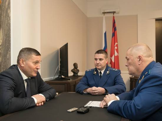 Андрей Бочаров встретился с новым Волгоградским межрайонным природоохранным прокурором
