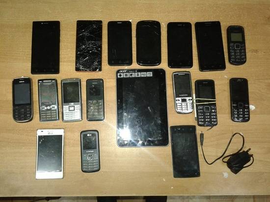 В Волгограде в колонию пытались перебросить 9 свертков с планшетом и телефонами