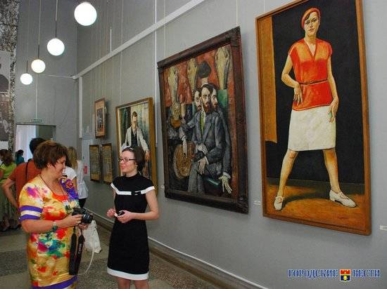 В музее Машкова художник представил книгу «Картинки моего сталинградского детства»