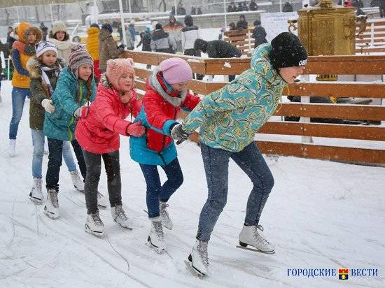 Четыре ледовых катка могут открыть в Волгограде в начале декабря