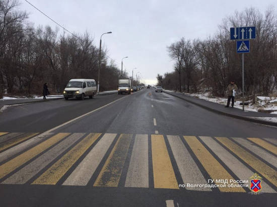 В Волгограде на улице Шурухина с разницей в несколько часов сбили девочку и женщину