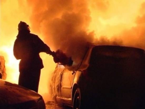 Ночью в Волгоградской области сгорели «газель» и «Соболь-Баргузин»