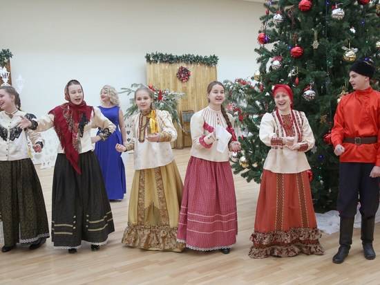 Самые украшенные к Новому году школы и детсады выберут в Волгограде