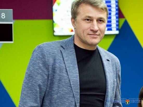 Волгоградские фанаты поздравили Олега Веретенникова с 49-летием