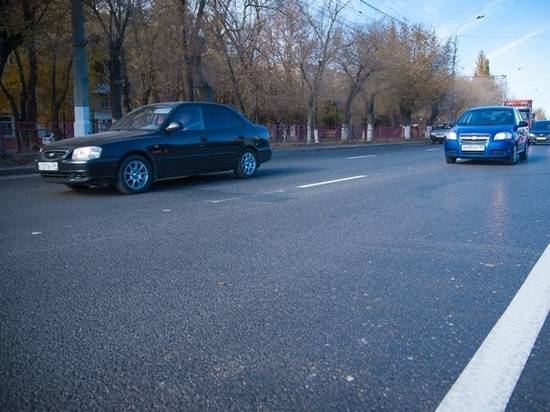 В Волгограде на Рабоче-Крестьянской для машин снизили скорость до 40 км/ч