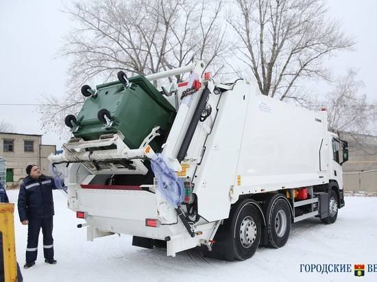 С начала 2019 года в Волгограде установили 800 современных контейнеров для мусора