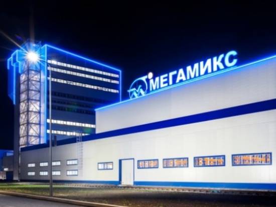 Андрей Бочаров посетил производственную площадку компании «МЕГАМИКС» в Волгограде