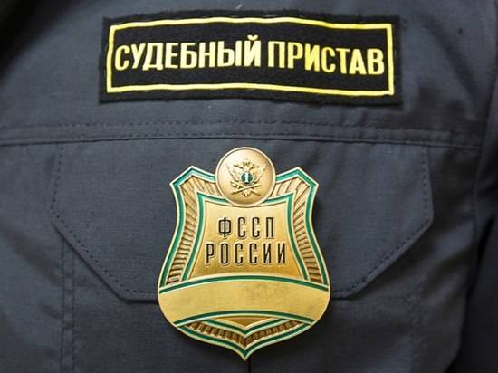 Алиментщик из Нарнии: волгоградец спрятался в шкафу от долгов в 300 тысяч