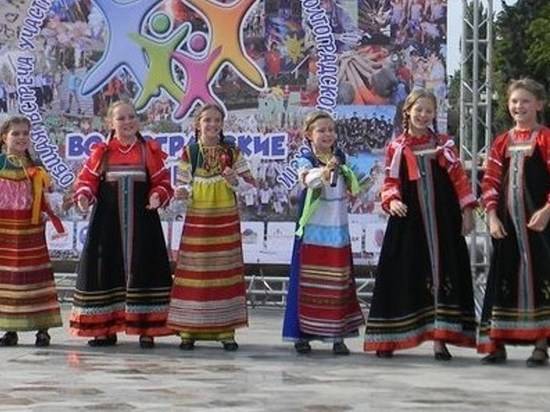 Юные таланты участвуют в фестивале «Крымская весна» в Волгограде