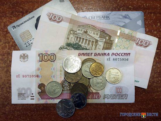Волгоградцы потратили на алкоголь в три раза больше денег, чем жители области