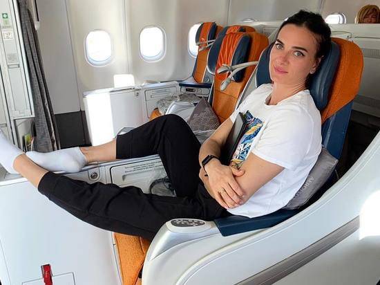Елена Исинбаева в самолете установила новый рекорд