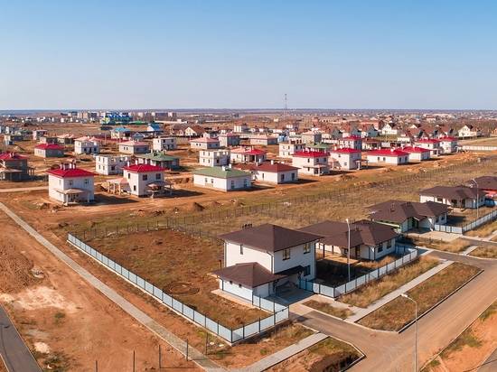 В новом жилом районе Котельниково этой весной достроят 10 коттеджей