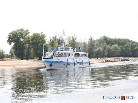 В Волгограде из-за сильного ветра отменили рейсы двух речных маршрутов