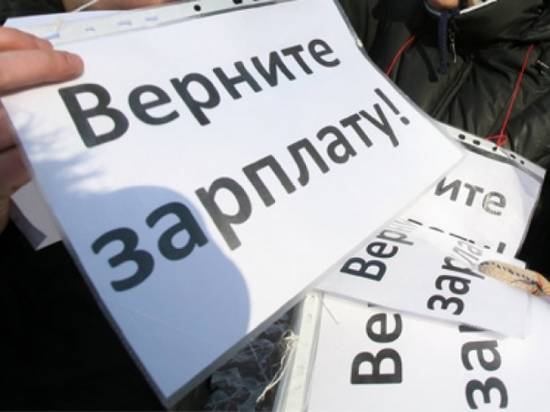 В Волгограде коммерсант выплатил бухгалтеру 140 тысяч зарплаты после визита следователей