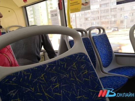В Волгограде у мужчины в автобусе начался приступ эпилепсии