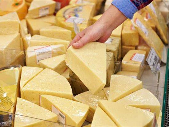 Сырная опасность: на волгоградских прилавках обнаружены фальсификаты из Тулы