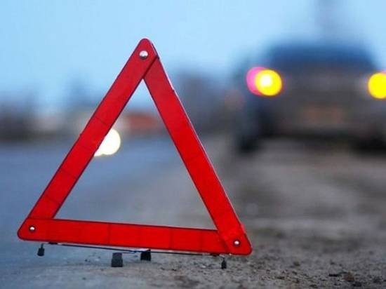 Трое молодых жителей Волгоградской области попали под колеса автомобилей