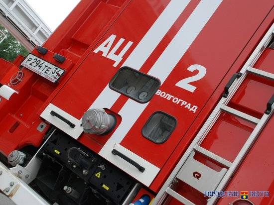 Трактор, автобус и кроссовер сгорели за сутки в Волгоградской области