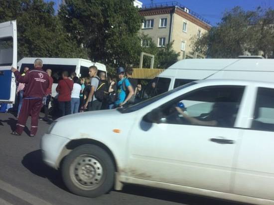 На Ватутина в Волгограде 11-летнюю девочку сбила сначала машина, а потом маршрутка