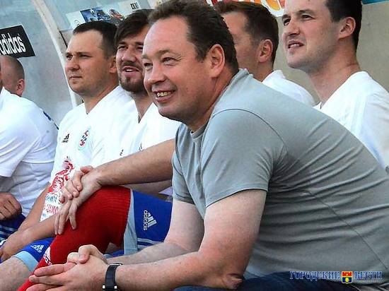 Леонид Слуцкий продолжает «ковать победы» в Голландии