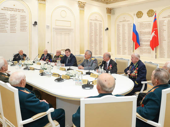 Инициатива ветеранов поддержать Бочарова стала приобретать характер общественного движения