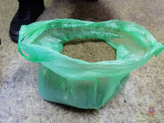 Килограмм марихуаны "для личных нужд" изъяли полицейские у жителя Иловлинского района